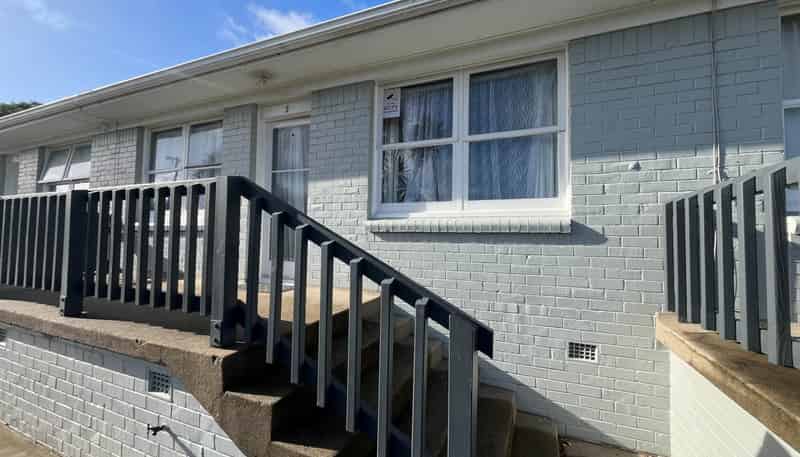 2/9 View Road, Papakura