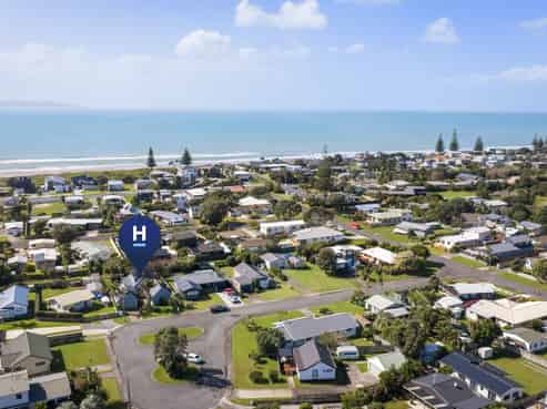 12 Hereford Place, Waihi Beach