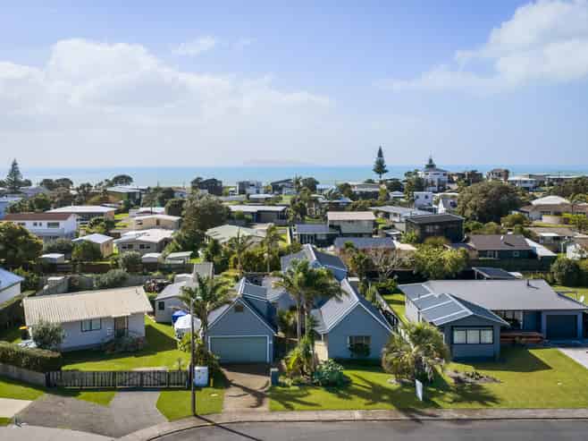 12 Hereford Place, Waihi Beach