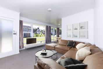 1/295a Blockhouse Bay Rd, Avondale