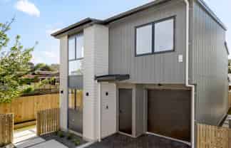 11C  Mimosa Place, Half Moon Bay