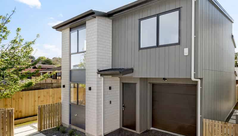 11C  Mimosa Place, Half Moon Bay