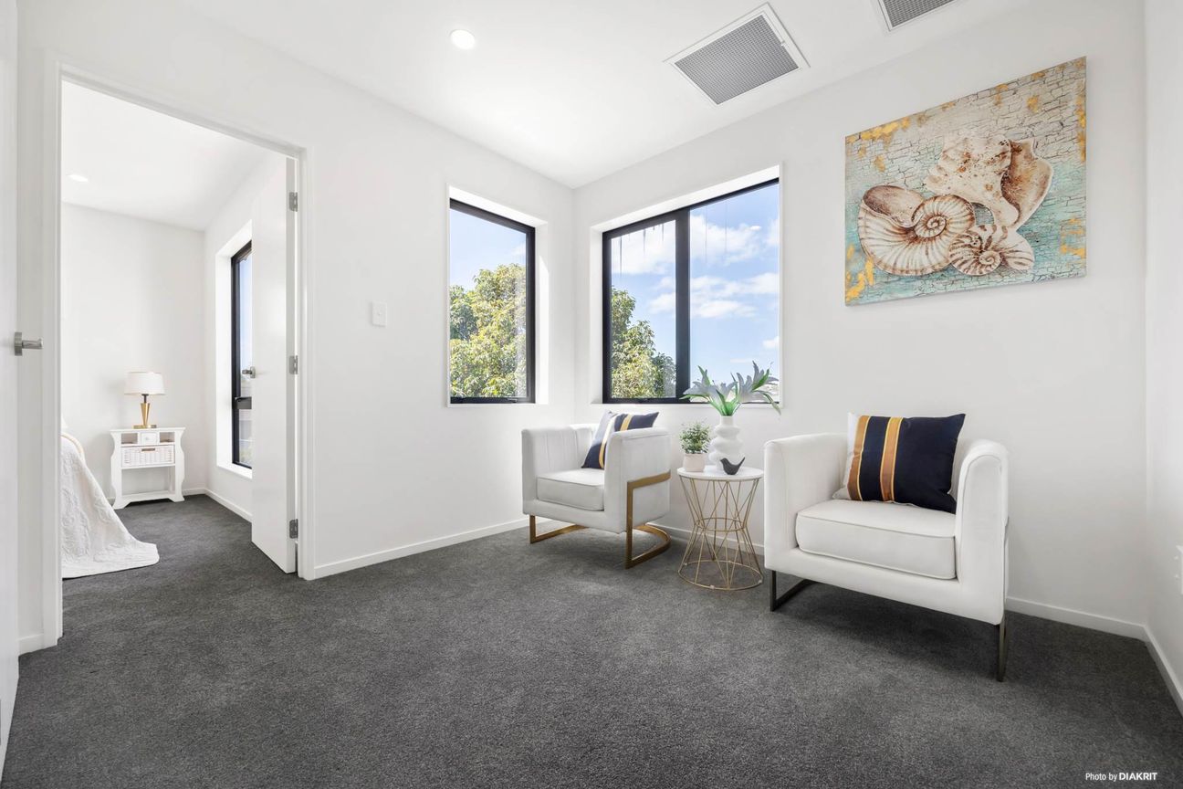 Macleans Zone Corner Opportunity – Vendor Must... - Bild 6