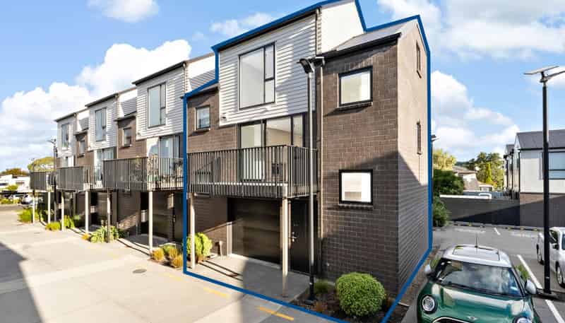 10/1 Fruitvale Road, New Lynn