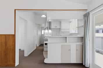 1099 Papamoa Beach Road, Papamoa