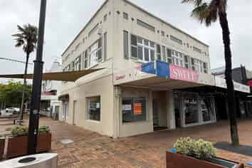 The Corner Bakery - He's Gone to Oz