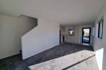 4/4 Matata Place, Dallington