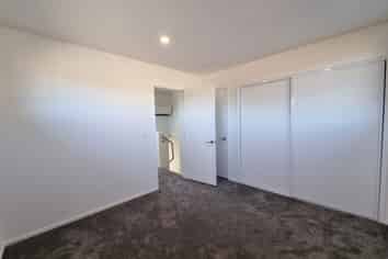 4/4 Matata Place, Dallington