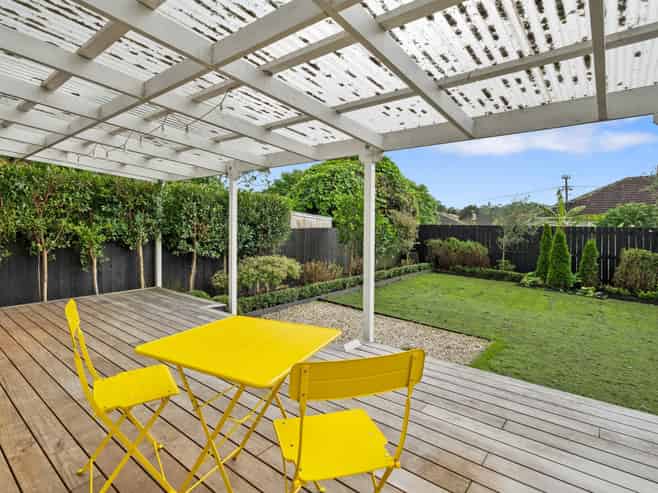 37 McCullough Avenue, Three Kings