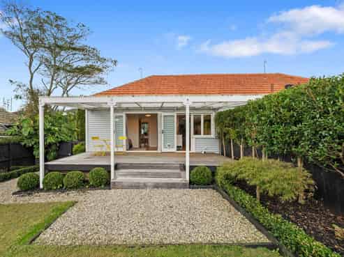 37 Mccullough Avenue, Mount Roskill