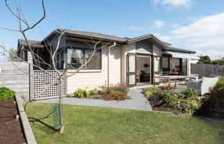 176A Levers Road, Matua