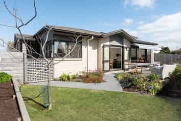 176A Levers Road, Matua