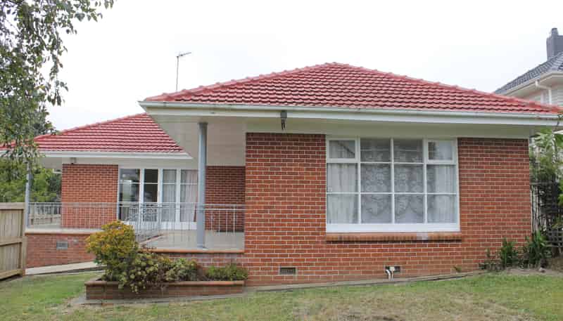 174 Hillsborough Road, Hillsborough