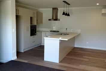 10 Main Road, Wainuiomata