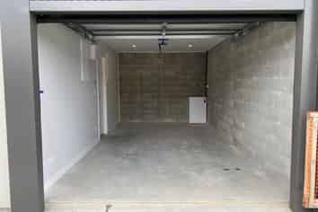 10 Main Road, Wainuiomata