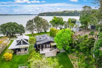 74 Clinton Road, Tawharanui Peninsula