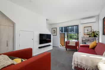 1/37 Mohua Lane, Upper Riccarton