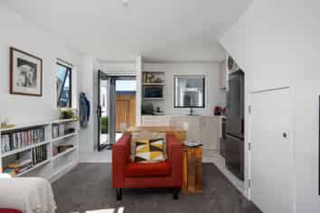 1/37 Mohua Lane, Upper Riccarton