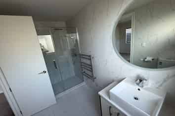 2 Hing Street, Flat Bush