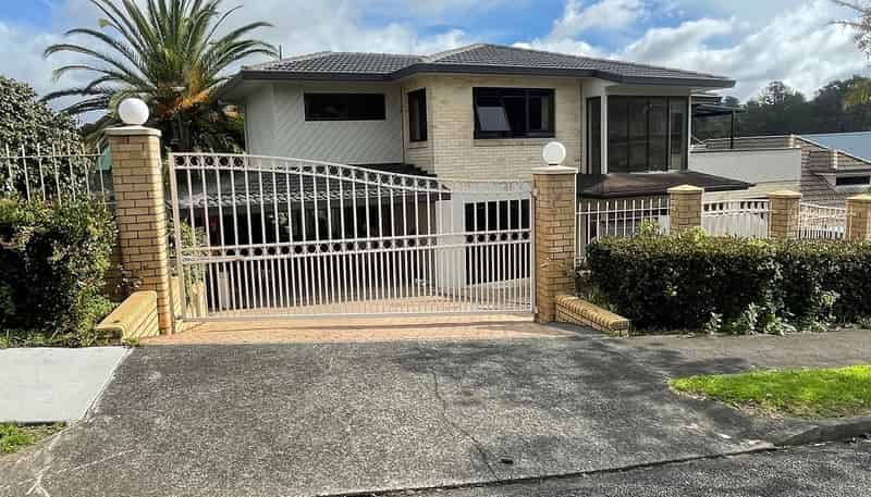 8 Francis Curtis Avenue, Blockhouse Bay