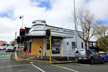 Character Remuera Corner Retail | 86 m2