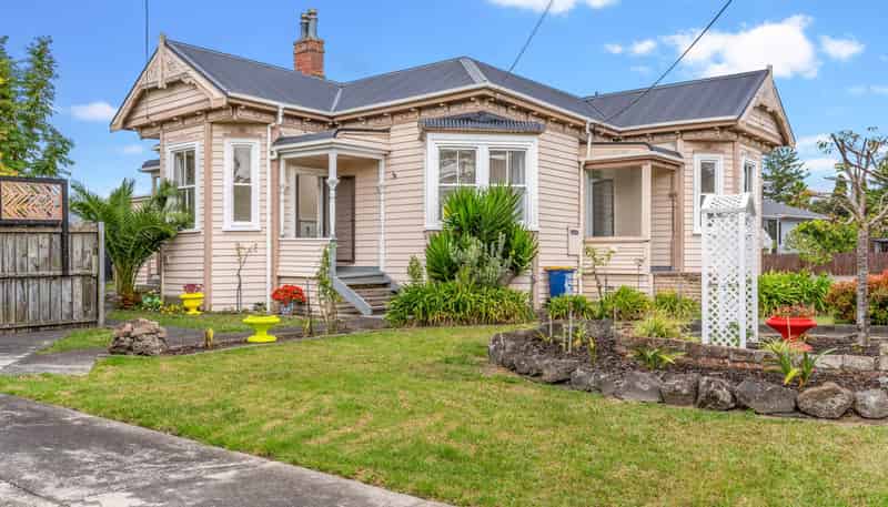 1/388 West Coast Road, Glen Eden