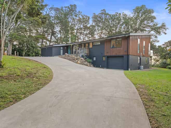 115 Waitangi Falls Road, Glenbrook