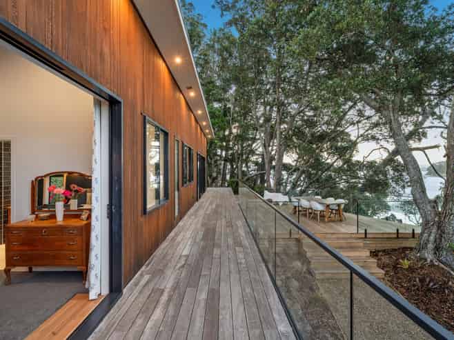 115 Waitangi Falls Road, Glenbrook