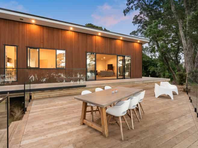 115 Waitangi Falls Road, Glenbrook