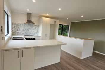 22C Ohariu Road, Johnsonville