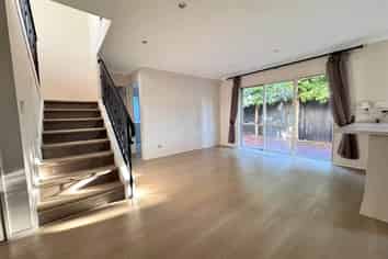 13 Oswald Close, Flat Bush