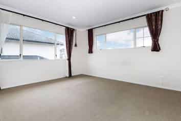 13 Oswald Close, Flat Bush