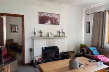 10 Queens Road, Glen Avon