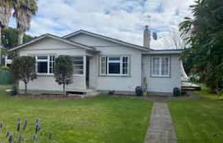 10 Queens Road, Glen Avon