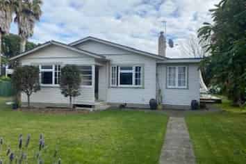 10 Queens Road, Glen Avon