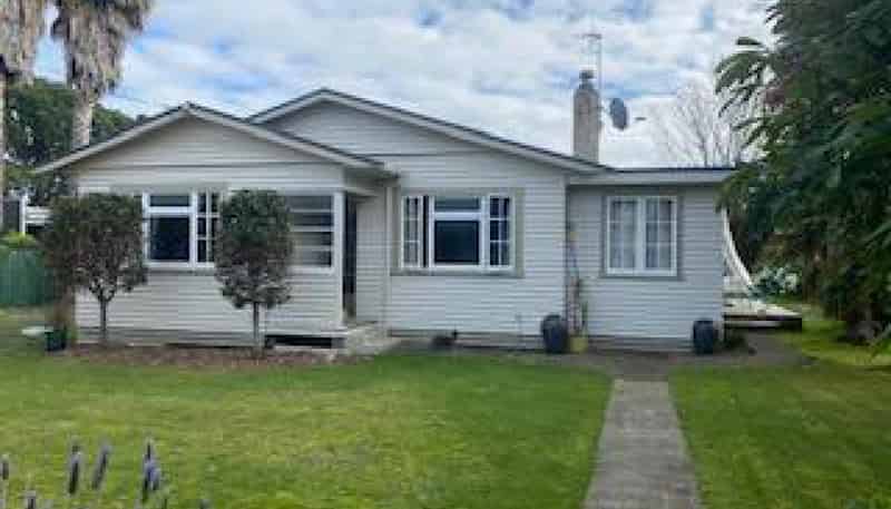 10 Queens Road, Glen Avon