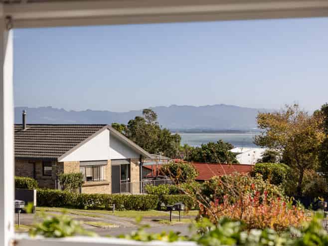 2 Walnut Grove, Omokoroa