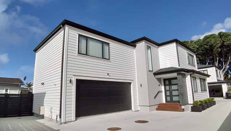 2/20 A Garland Road, Greenlane