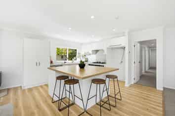 15 Legorne Lane, Havelock North