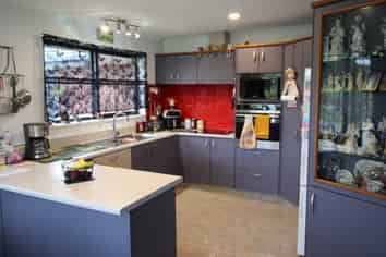 17 Gold Nugget Road, Marsden