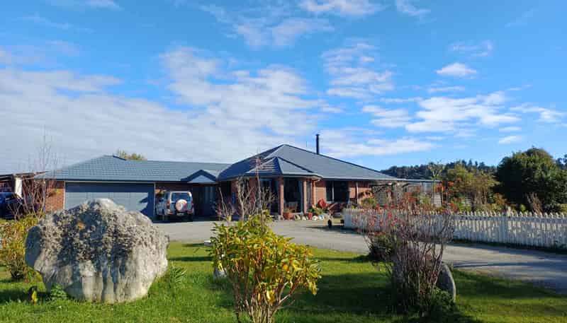17 Gold Nugget Road, Marsden