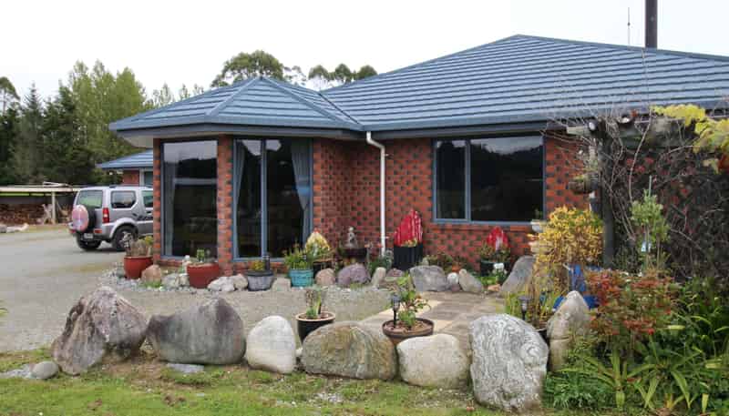 17 Gold Nugget Road, Marsden