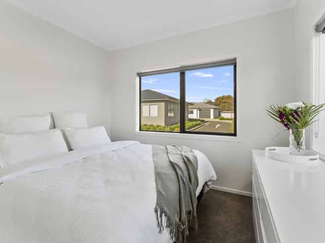 7/17 Waerenga Road, Otaki
