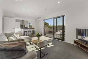 7/17 Waerenga Road, Otaki