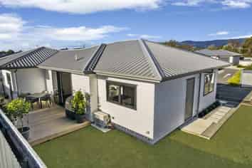 7/17 Waerenga Road, Otaki