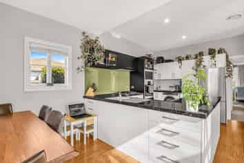 6 Mortlake Street, Islington