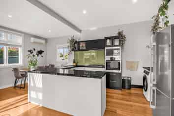 6 Mortlake Street, Islington