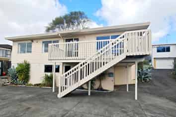 1/44 Barbados Drive, Unsworth Heights