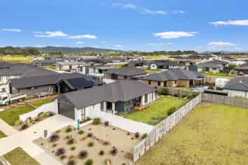 4 Te Taniwha Road, One Tree Point