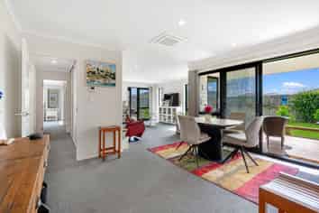 4 Te Taniwha Road, One Tree Point